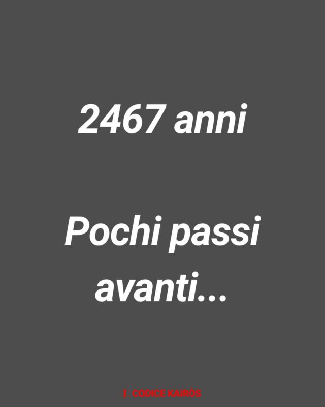 𝗔𝗻𝘁𝗶𝗴𝗼𝗻𝗲 𝗱𝗶 𝗦𝗼𝗳𝗼𝗰𝗹𝗲 - 𝟰𝟰𝟮 𝗮.𝗖.Terzo episodio.Creonte parla a suo figlio Emone, promesso sposo di Antigone:"𝘕𝘰𝘪 𝘥𝘰𝘣𝘣𝘪𝘢𝘮𝘰 𝘥𝘪𝘧𝘦𝘯𝘥𝘦𝘳𝘦 𝘭𝘦 𝘓𝘦𝘨𝘨𝘪, 𝘭𝘦 𝘓𝘦𝘨𝘨𝘪 𝘴𝘤𝘳𝘪𝘵𝘵𝘦, 𝘌𝘮𝘰𝘯𝘦.𝘔𝘢𝘪 𝘤𝘦𝘥𝘦𝘳𝘦 𝘢 𝘶𝘯𝘢 𝘧𝘦𝘮𝘮𝘪𝘯𝘢.𝘔𝘦𝘨𝘭𝘪𝘰 𝘤𝘢𝘥𝘦𝘳𝘦 𝘷𝘪𝘯𝘵𝘪 𝘥𝘢 𝘲𝘶𝘢𝘭𝘤𝘩𝘦 𝘶𝘰𝘮𝘰, 𝘴𝘦 𝘣𝘪𝘴𝘰𝘨𝘯𝘢 𝘤𝘢𝘥𝘦𝘳𝘦, 𝘤𝘩𝘦 𝘧𝘢𝘳𝘤𝘪 𝘥𝘪𝘳𝘦 𝘷𝘪𝘯𝘵𝘪 𝘥𝘢 𝘶𝘯𝘢 𝘧𝘦𝘮𝘮𝘪𝘯𝘢."(trad. Elena Bono)𝗗𝘂𝗲𝗺𝗶𝗹𝗮𝗤𝘂𝗮𝘁𝘁𝗿𝗼𝗖𝗲𝗻𝘁𝗼𝗦𝗲𝘀𝘀𝗮𝗻𝘁𝗮𝗦𝗲𝘁𝘁𝗲 𝗮𝗻𝗻𝗶 𝗱𝗼𝗽𝗼, un uomo che siede al Governo italiano, e rappresenta il nostro Paese nel mondo, ha sentito la necessità - non richiesta ma evidentemente considerata troppo preziosa per restare confinata a una cena di famiglia - di spiegare in pubblico quale donna consiglierebbe di sposare al figlio:𝘯𝘰𝘯 𝘲𝘶𝘦𝘭𝘭𝘢 "𝘢𝘧𝘧𝘢𝘴𝘤𝘪𝘯𝘢𝘯𝘵𝘦", 𝘱𝘦𝘳𝘤𝘩𝘦́ "𝘱𝘰𝘪 𝘵𝘪 𝘵𝘳𝘢𝘥𝘪𝘴𝘤𝘦", 𝘮𝘢 𝘲𝘶𝘦𝘭𝘭𝘢 "𝘮𝘦𝘯𝘰 𝘢𝘱𝘱𝘢𝘳𝘪𝘴𝘤𝘦𝘯𝘵𝘦", 𝘤𝘰𝘯 "𝘭𝘦 𝘨𝘰𝘯𝘯𝘦 𝘱𝘪𝘶̀ 𝘭𝘶𝘯𝘨𝘩𝘦". 𝘗𝘪𝘶̀ 𝘢𝘧𝘧𝘪𝘥𝘢𝘣𝘪𝘭𝘦. 𝘗𝘪𝘶̀ 𝘴𝘵𝘢𝘣𝘪𝘭𝘦. 𝘗𝘪𝘶̀ 𝘤𝘰𝘮𝘰𝘥𝘢. 𝘗𝘦𝘳 𝘭𝘶𝘪.𝗨𝗻 𝘁𝘂𝗳𝗳𝗼 𝗻𝗲𝗹𝗹𝗼 𝘀𝘁𝗲𝗿𝗲𝗼𝘁𝗶𝗽𝗼 𝗱𝗶 𝗴𝗲𝗻𝗲𝗿𝗲 𝗽𝗶𝘂̀ 𝗱𝗶𝗳𝗳𝘂𝘀𝗼:𝗹'𝗮𝗽𝗽𝗮𝗿𝗲𝗻𝘇𝗮 𝗮𝗻𝘁𝗲𝗽𝗼𝘀𝘁𝗮 𝗮𝗹𝗹𝗮 𝘀𝗼𝘀𝘁𝗮𝗻𝘇𝗮!Creonte, almeno, lo diceva a un figlio solo, e in una tragedia greca.Tajani lo ha detto dal podio, in un evento pubblico, da Vicepremier e Ministro degli Esteri, come fosse una perla di saggezza da dispensare a tutte e tutti.Non è cambiato un granché... se non il palco!#decostruzione #patriarcato #quantoancoracèdafare #Antigone #Letteratura #TragediaGreca #Sofocle #TragediaItaliana #Tajani #MinisteroEsteri #vicepresidentedelconsiglio #stereotipidigenere #donna #dignità #considerazione